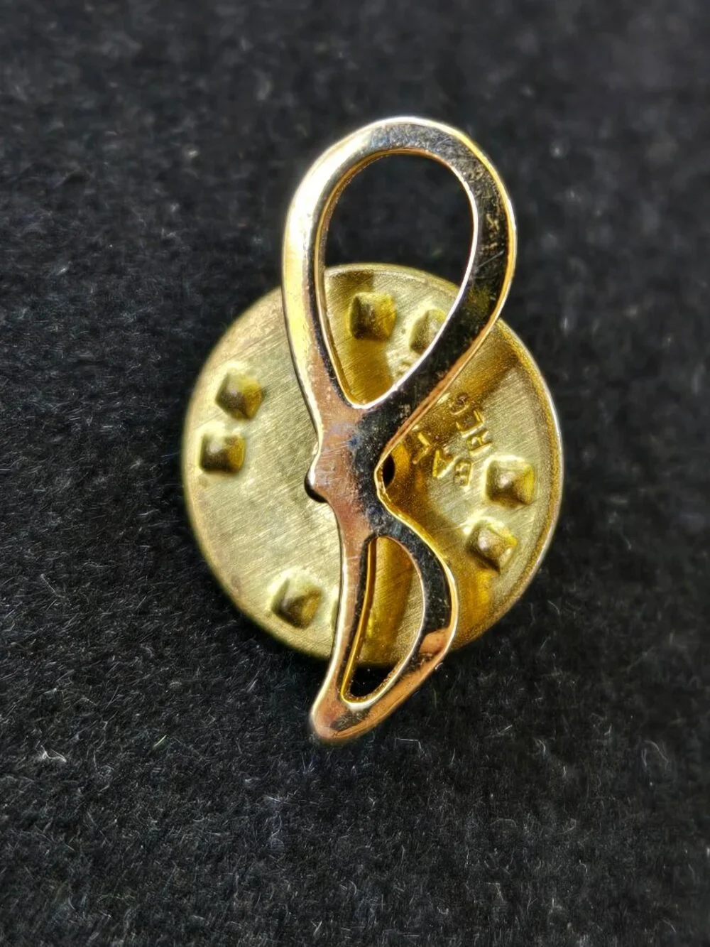 Vintage Initial J Cursive Gold Tone Lapel Hat Tie Pin Souvenir 1960s